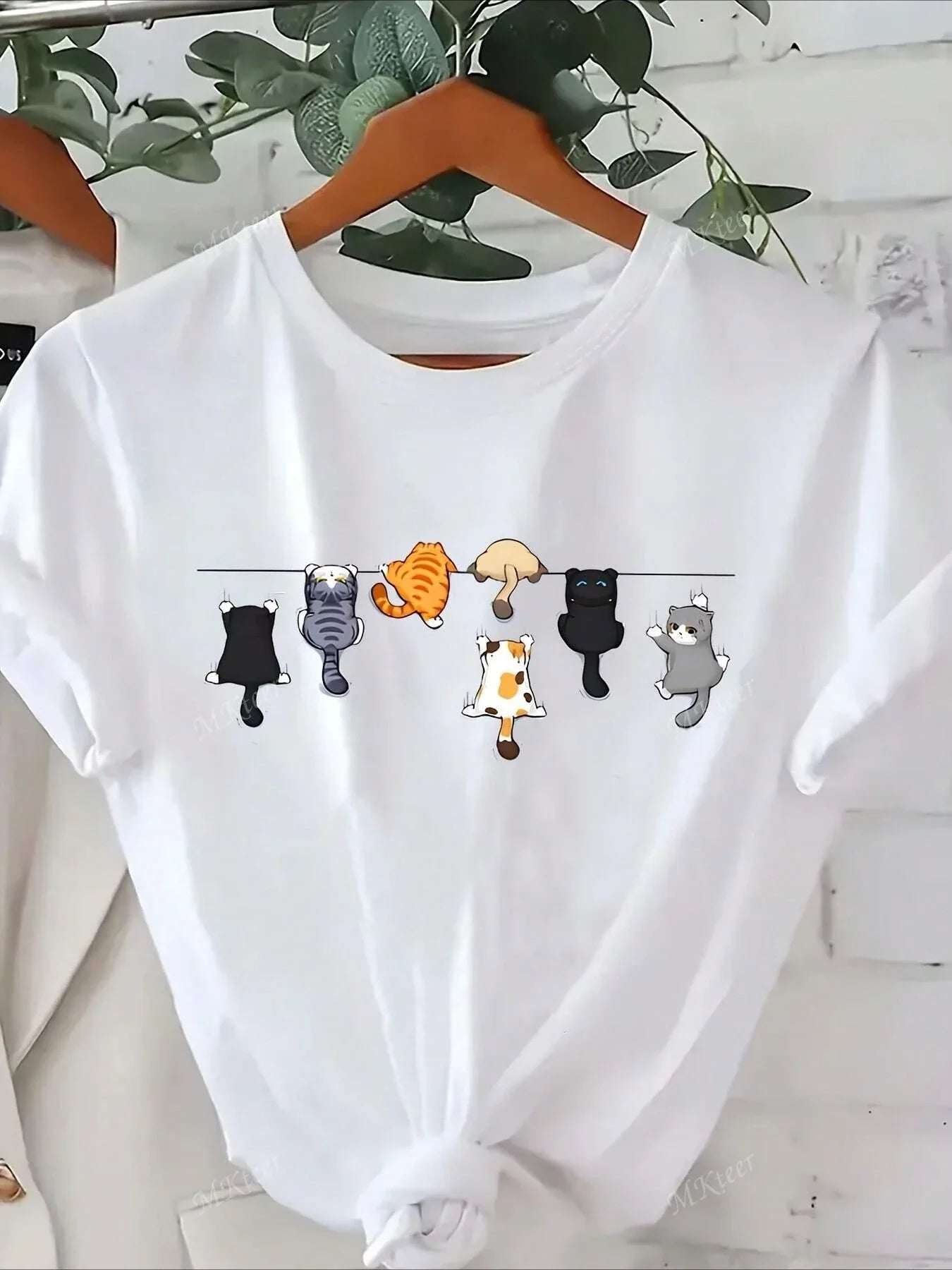 Women's Cute Cat Print Round Neck Short Sleeve Casual T-Shirt White Short Sleeve with Unique Cat Print Clothing Tee Female Tops